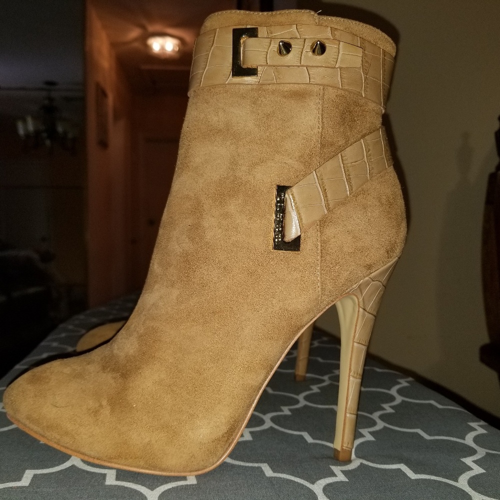 Guess Leather Boots